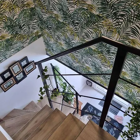 Yucca Villa *